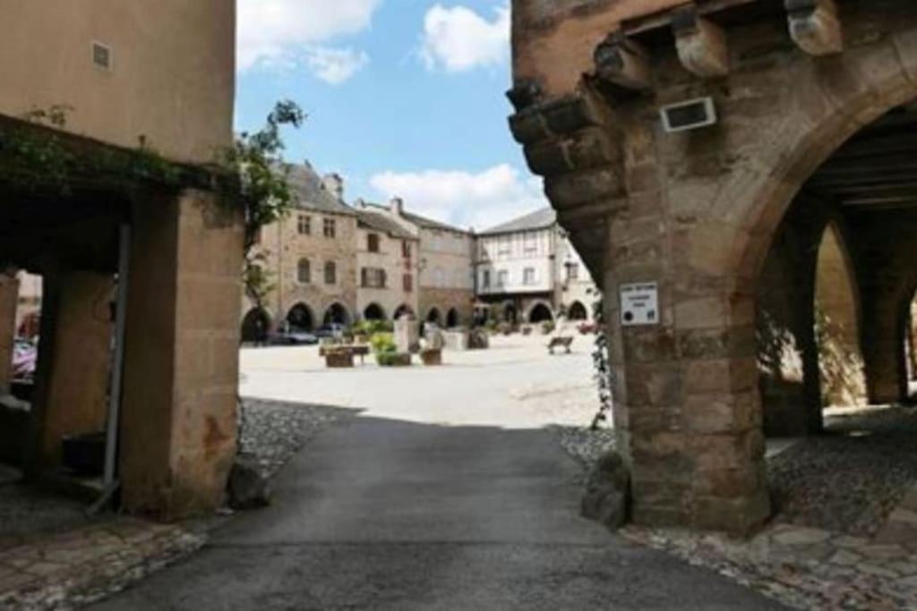 Carmaux Charmante Yourte Contemporaine מראה חיצוני תמונה